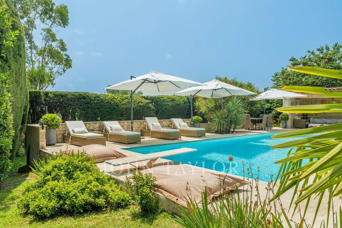 House in Nord, Roquefort-les-Pins, France 2 - 15399905