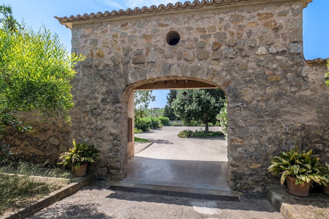 Chalet in Santa Maria del Cami, Balearic Islands, Spain 2 - 15778314