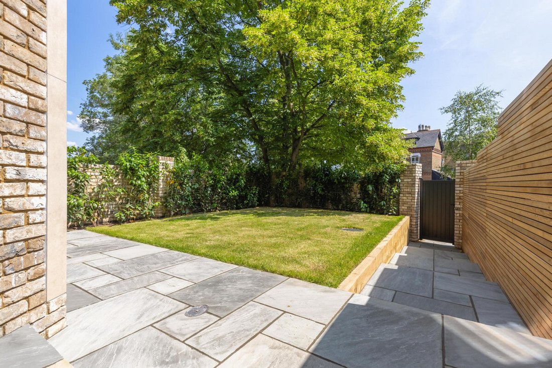 House in Ealing (London Borough of Ealing), Ealing, England 5 - 15793412