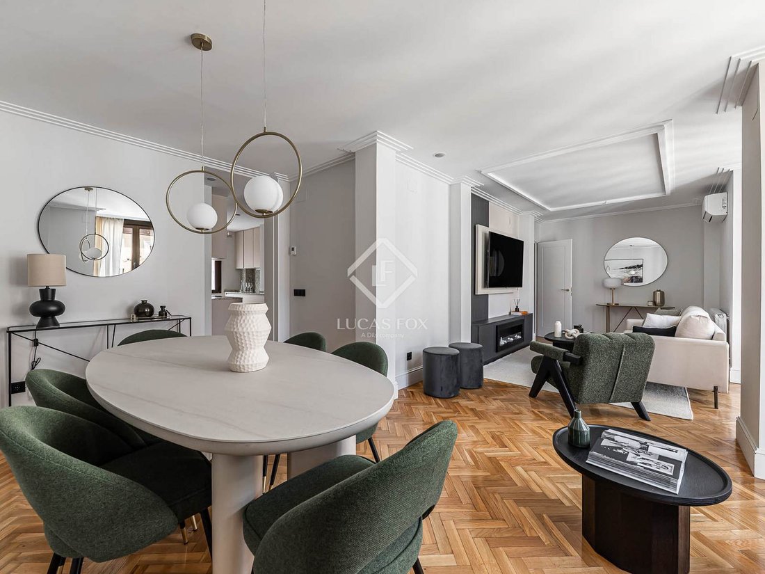 Madrid Penthouse In Chamberi, Madrid, Spain For Sale (15792415)