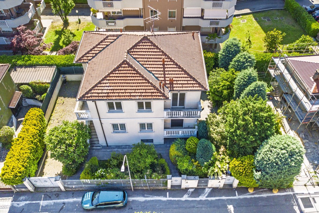Villa in Arese, Lombardy, Italy 2 - 15793216