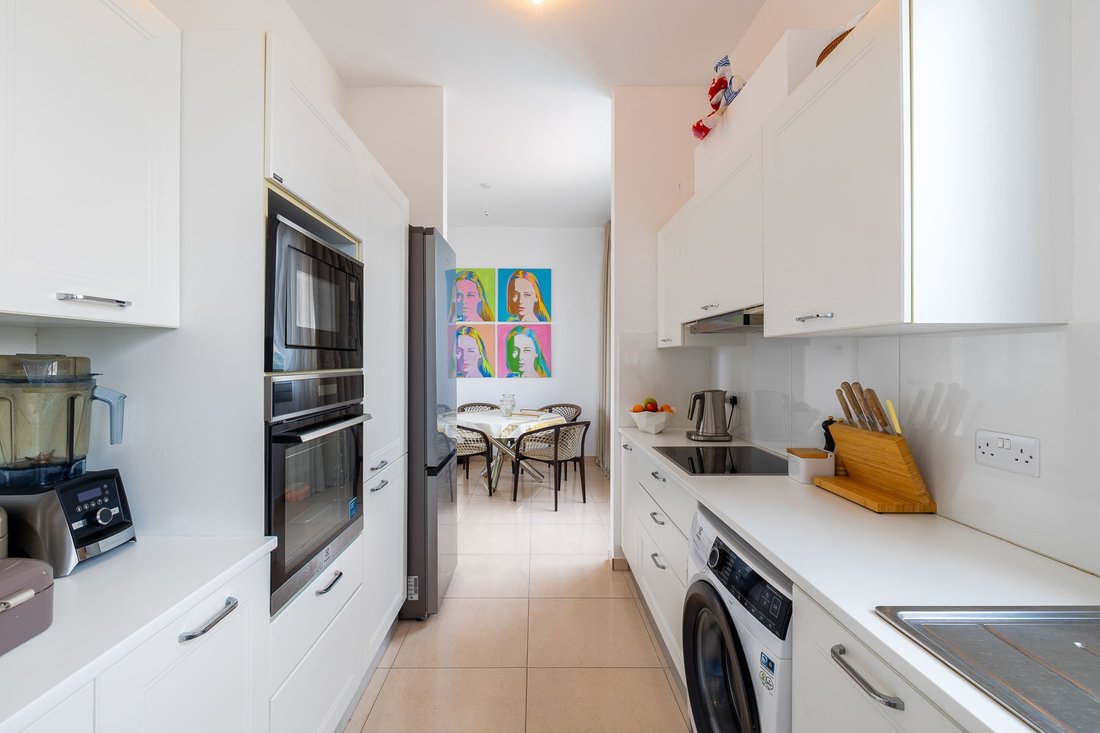 Apartment in Mouttagiaka, Limassol, Cyprus 5 - 15793708