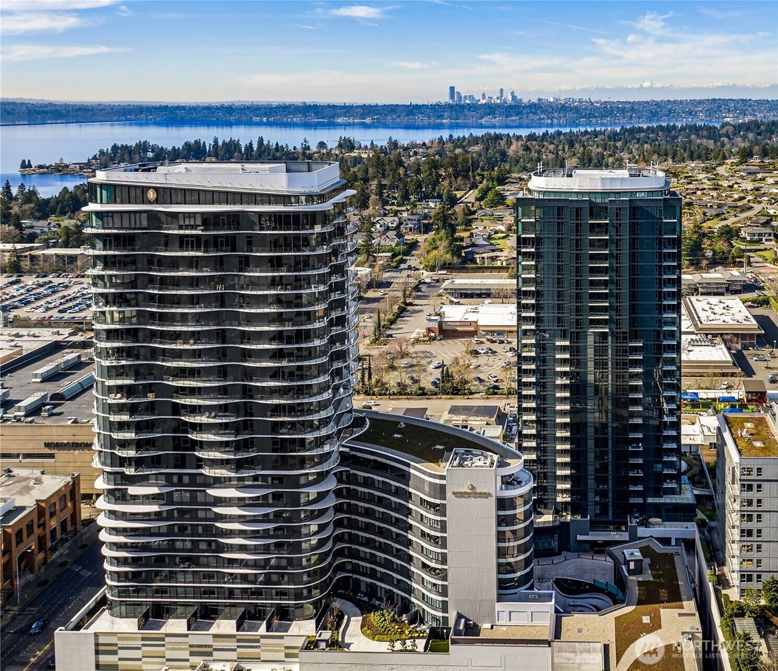 Condo in Bellevue, Washington, United States 2 - 15794226