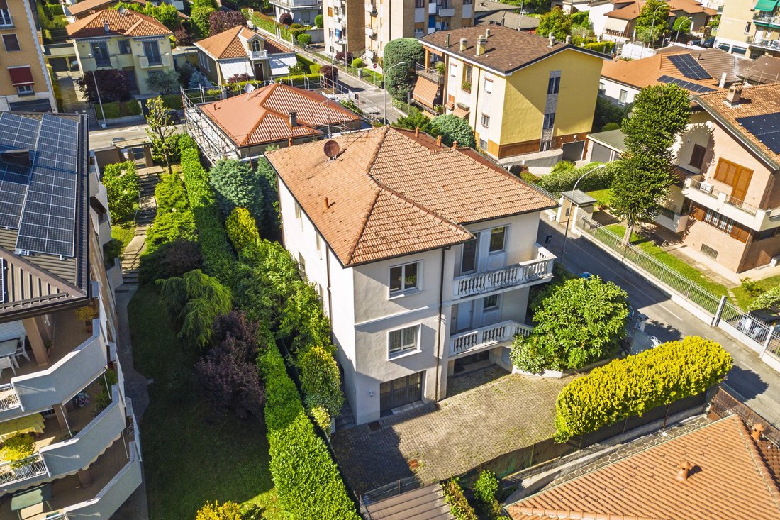 Villa in Arese, Lombardy, Italy 1 - 15793216