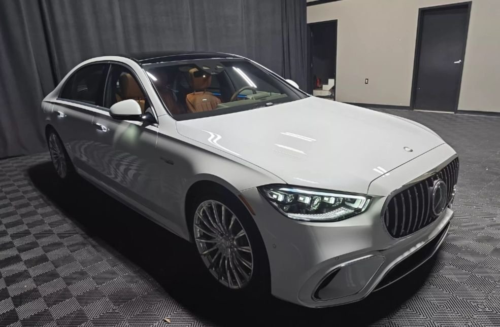 Sedan in Irvine, CA, United States 3 - 15795819