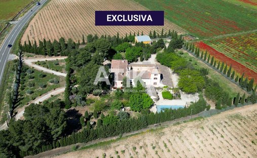 Villa in Fontanars dels Alforins, Valencian Community, Spain 1
