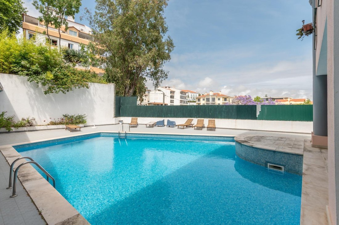 Apartment in Estoril, Cascais e Estoril, Lisbon 4 - 15796316