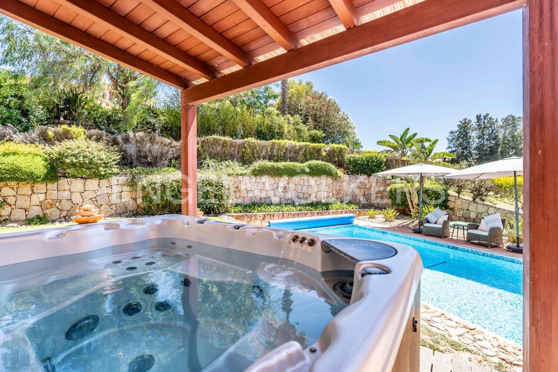Villa in Estombar e Parchal, Algarve, Portugal 2 - 15796346
