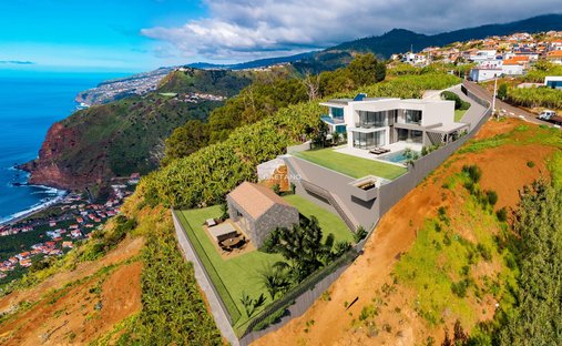 Villa in Ponta do Sol, Autonome Region Madeira, Portugal 1