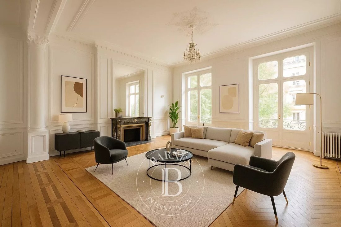 Apartment in Hôtel de Ville-Quinconce-Saint Seurin-Fondaudège, Bordeaux, France 1 - 14869794
