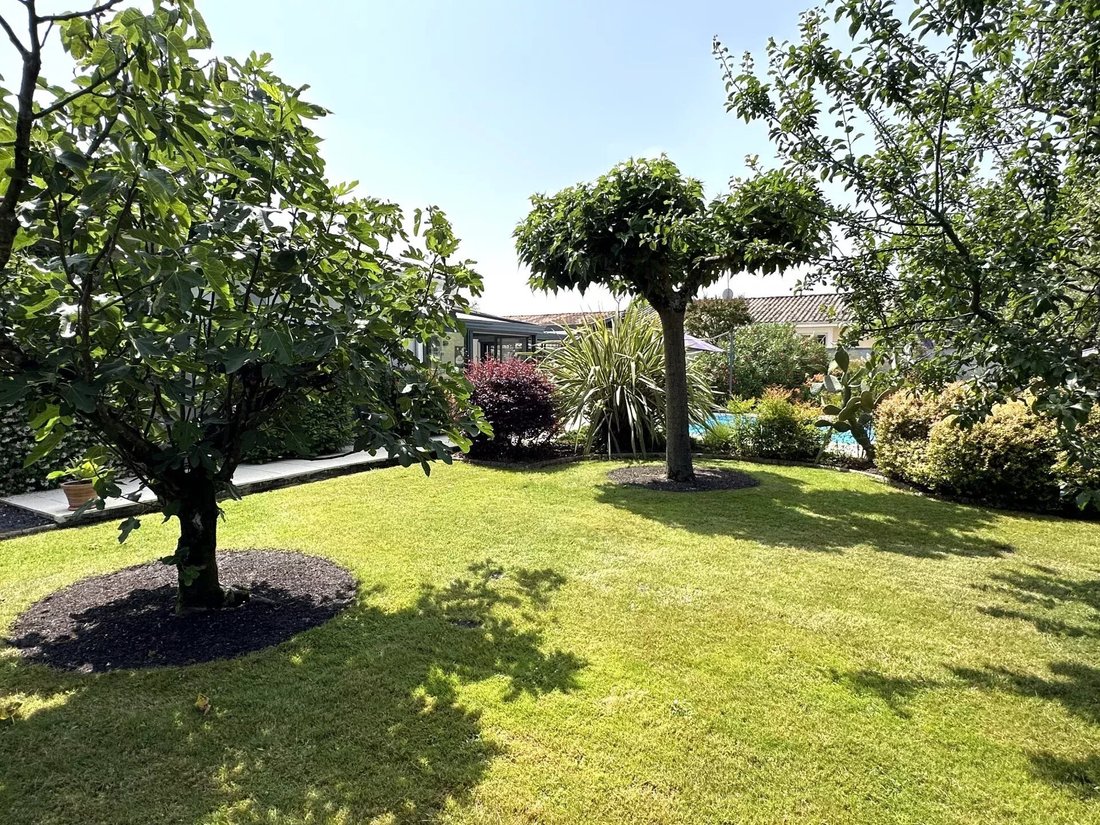 House in Mestras, Gujan-Mestras, France 2 - 15796645