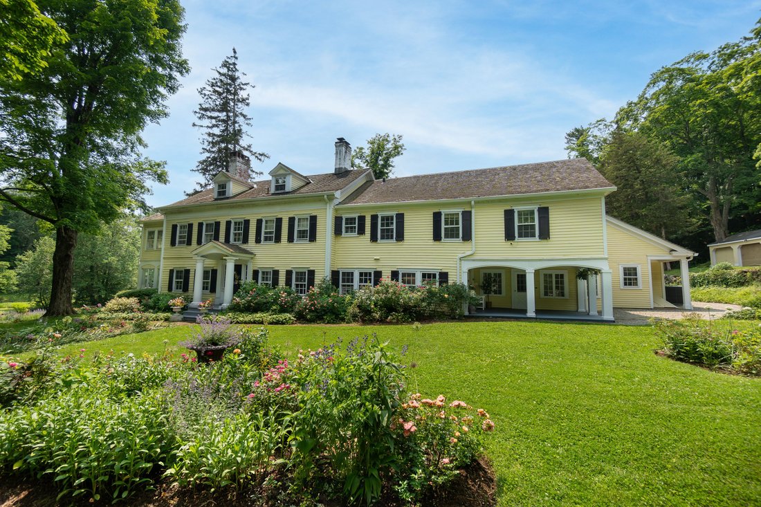 House in Bedford Hills, New York, United States 3 - 15796596