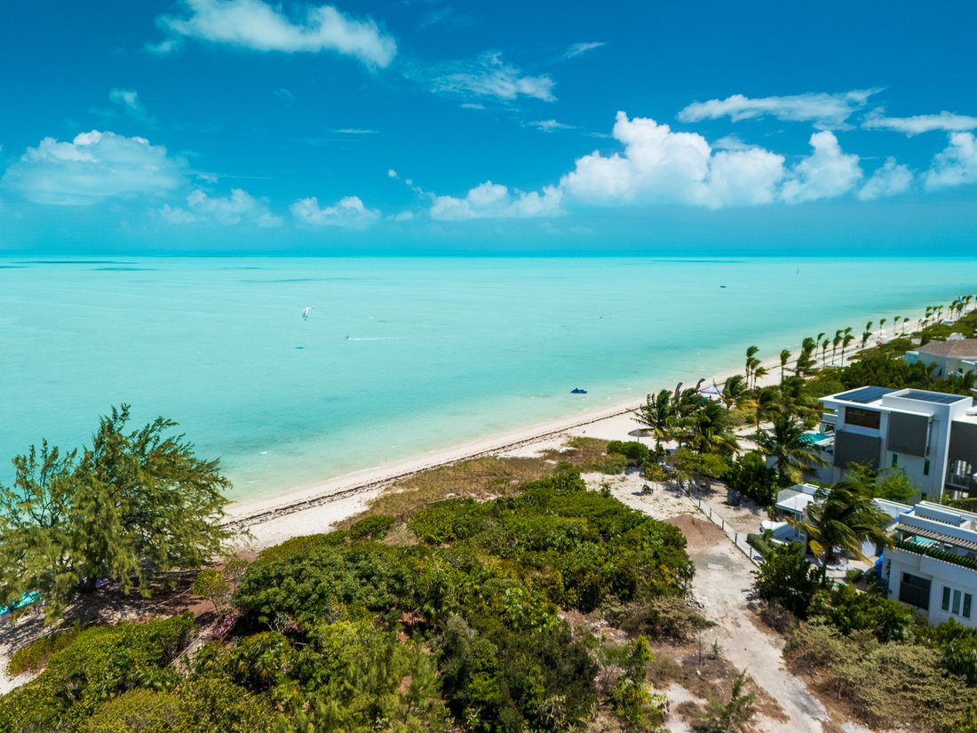 Terrain à Long Bay Hills, Caicos Islands, Îles Turks et Caïques 3 - 15796510