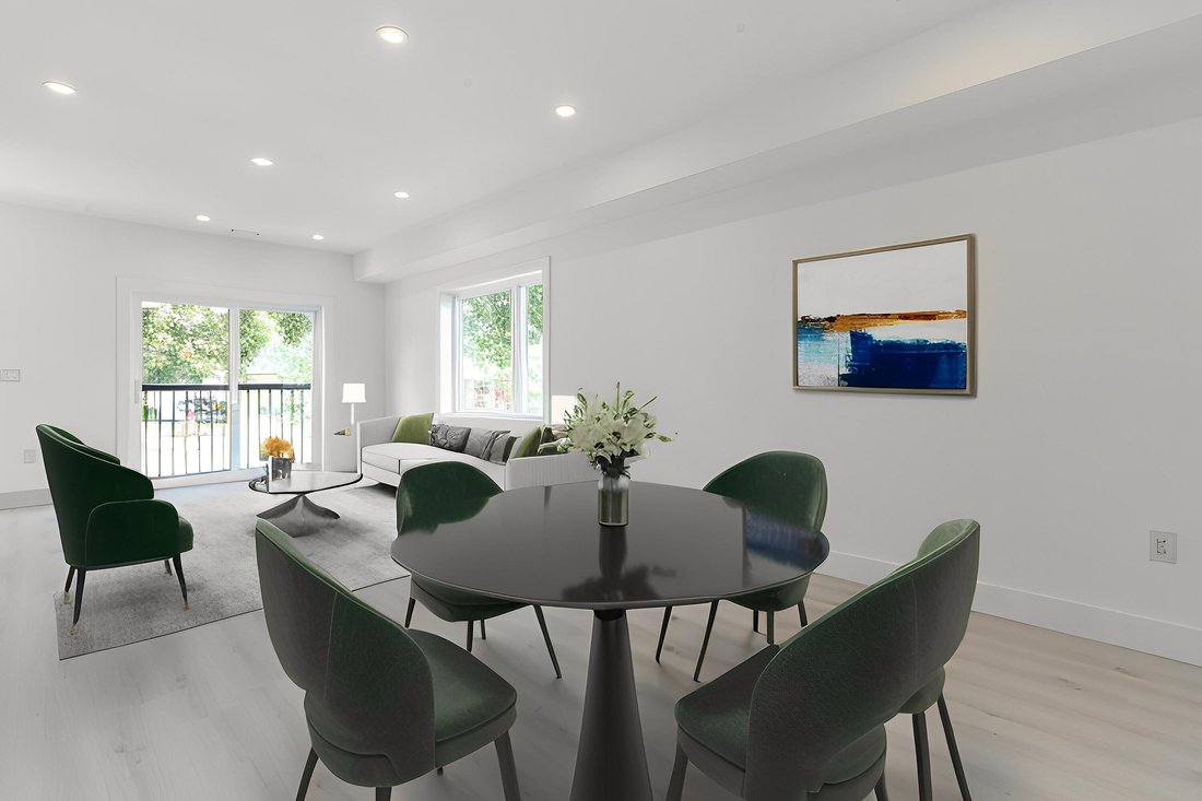 House in Toronto, Ontario, Canada 4 - 15796478