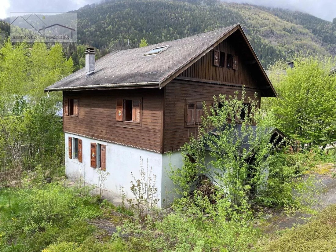 House in Les Houches, Auvergne-Rhône-Alpes, France 1 - 15438638