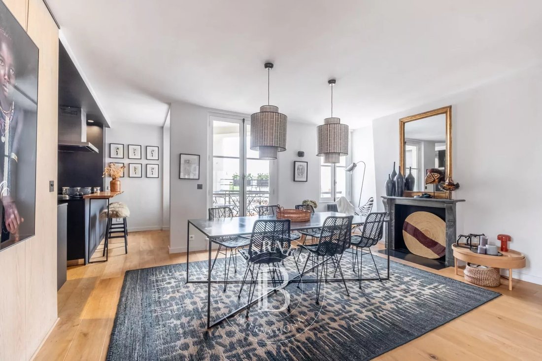 Apartment in Saint Thomas d'Aquin, Paris 7e Arrondissement, Paris 5 - 15796660