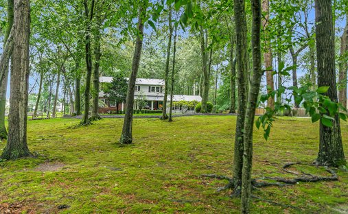 House in Lincroft, New Jersey, United States 1