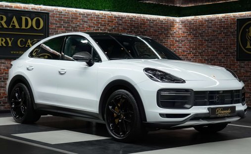 2023 Porsche Cayenne awd in Dubai, United Arab Emirates 1