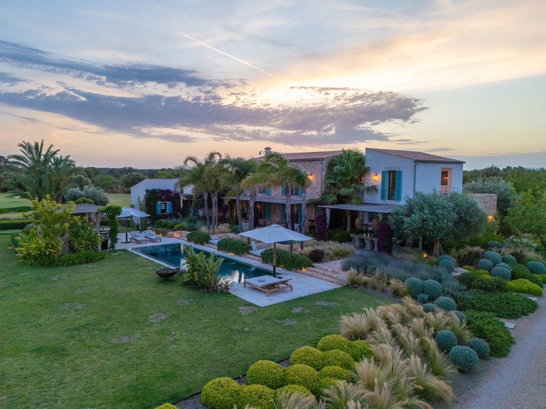 Finca in Llucmajor, Balearic Islands, Spain 1 - 15797281