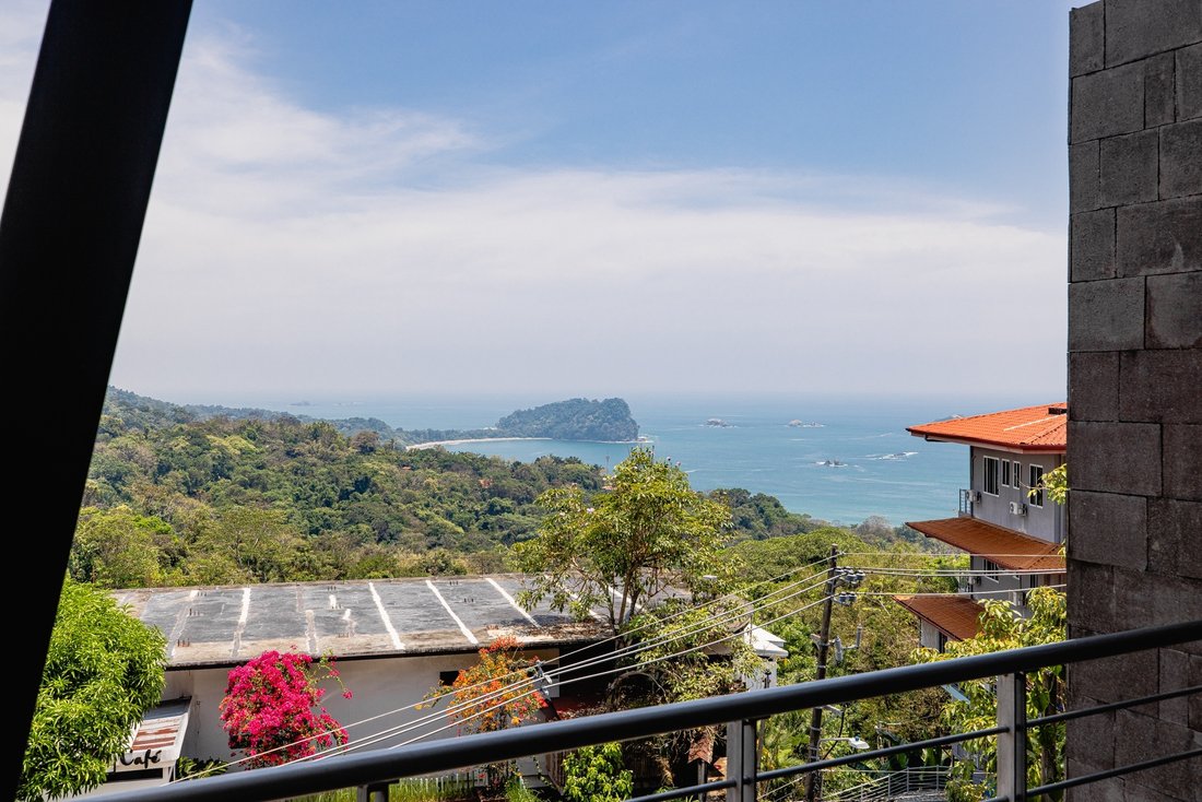 Condo in Quepos, Puntarenas Province, Costa Rica 5 - 15798938