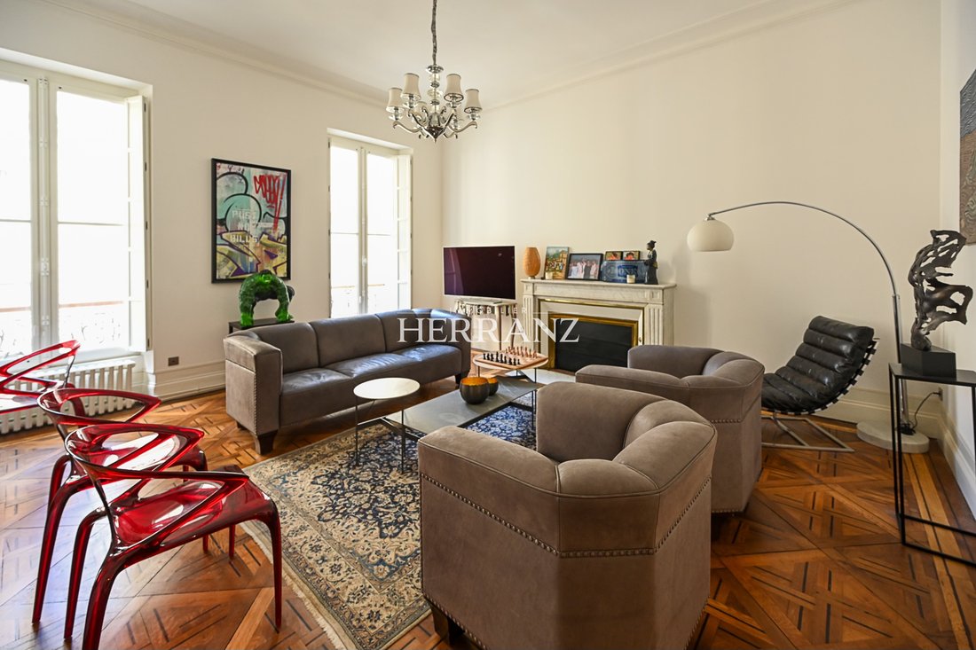 Apartment in Grand Parc-Chartrons-Paul Doumer, Bordeaux, France 2 - 15798566