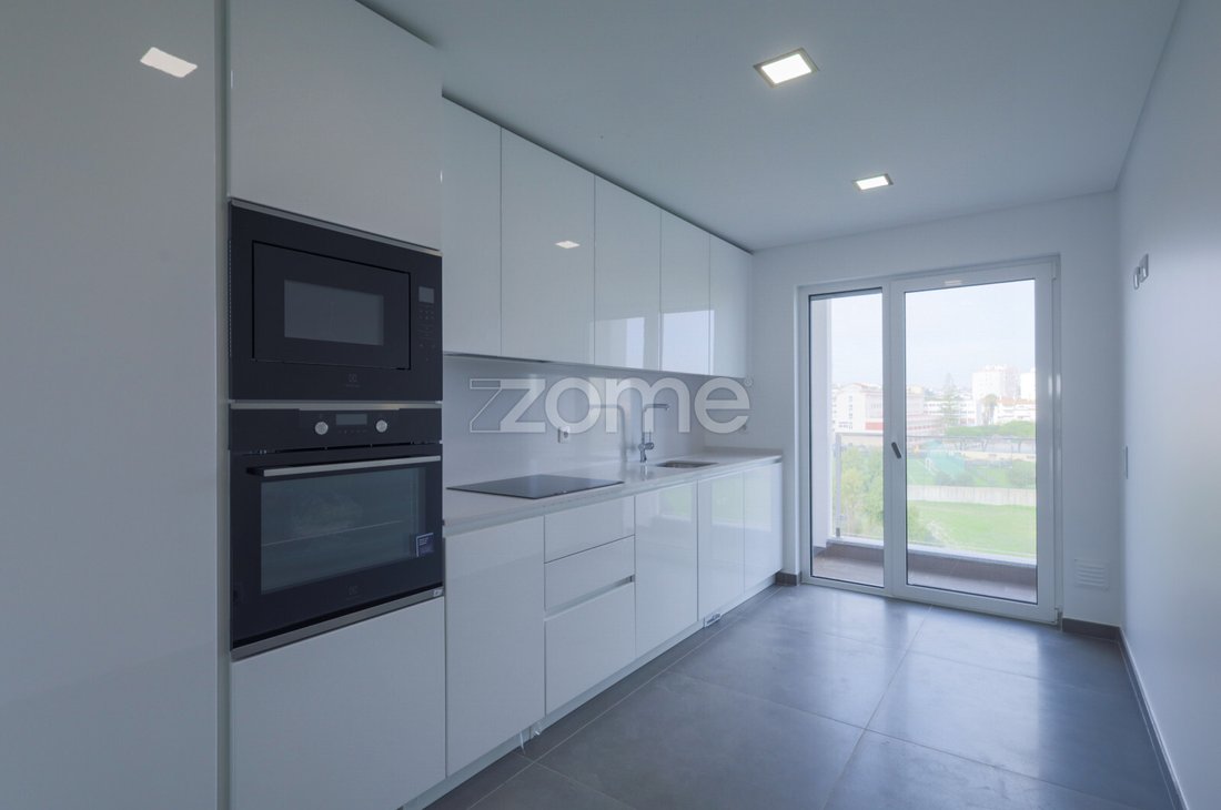 Apartment in Carcavelos e Parede, Lisbon, Portugal 2 - 13553912