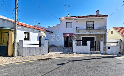 House in Sao Domingos de Rana, Lisbon, Portugal 1