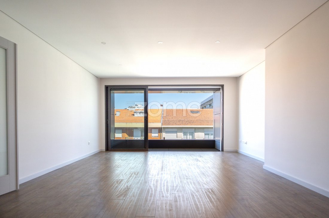 Apartment in Cedofeita, Santo Ildefonso, Se, Miragaia, Sao Nicolau e Vitoria, Porto District, Portugal 3 - 12613510