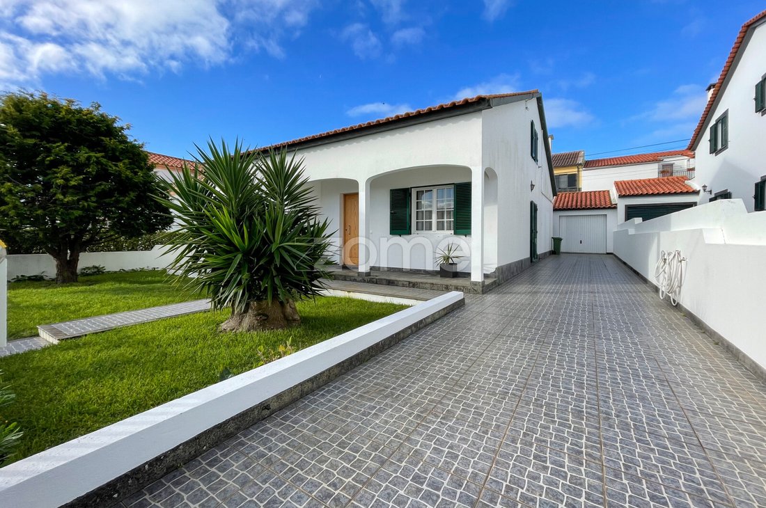 House in Ponta Delgada (Sao Sebastiao), Azores, Portugal 2 - 15327183