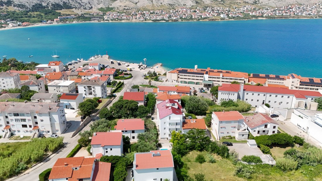 Autres à Kolan, Croatie 4 - 15798873
