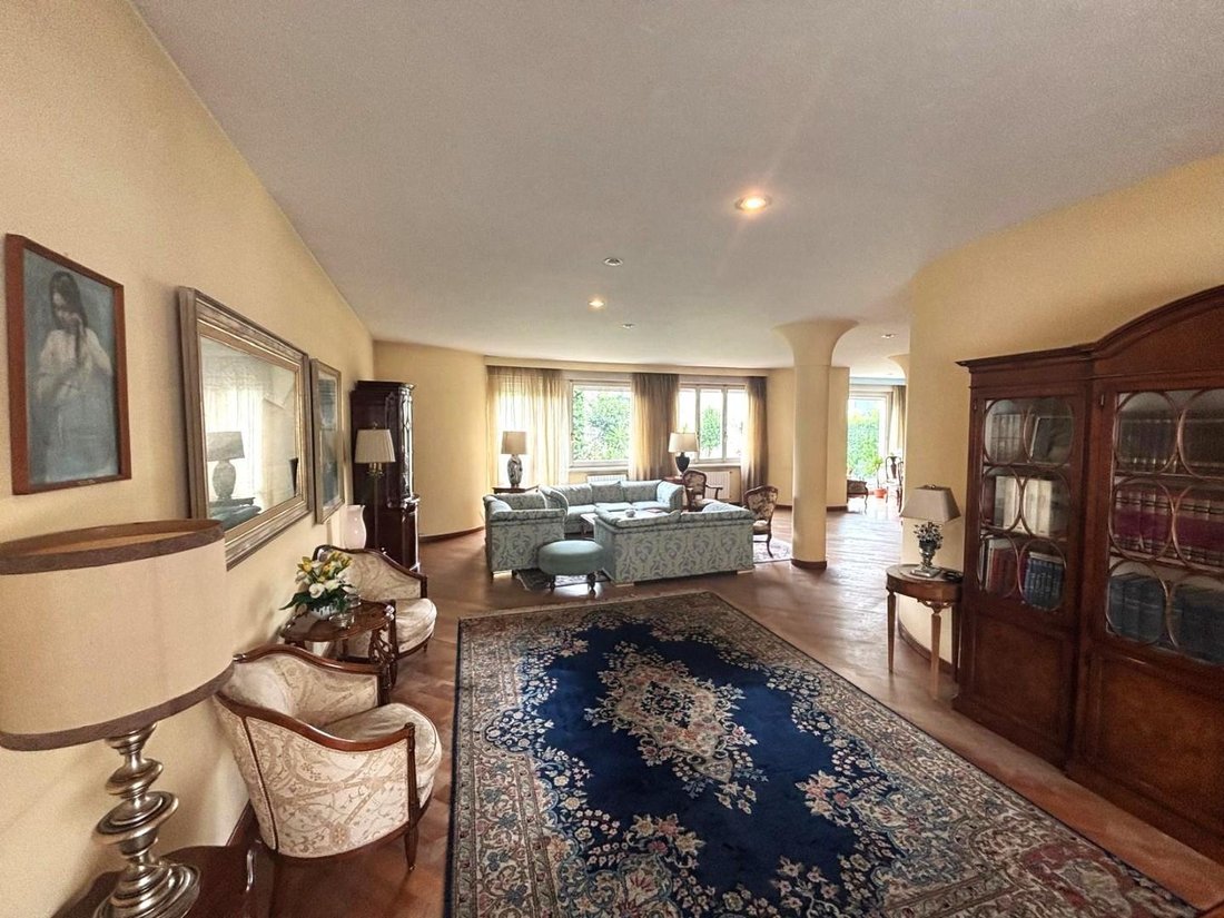 Villa in Near Center, Empoli, Tuscany 4 - 15798522