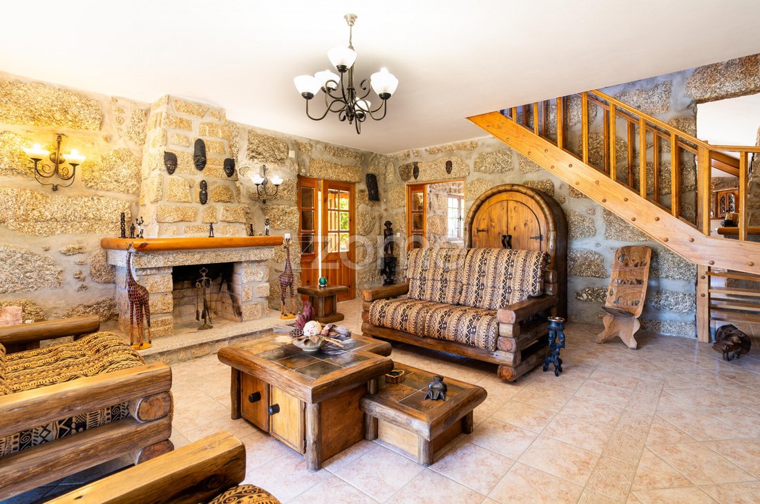 Finca in Carregal do Sal, Viseu District, Portugal 1 - 14821583