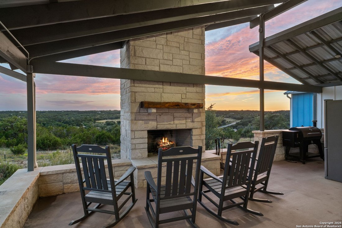 Johnson City, Texas, United States 1 - 15799001