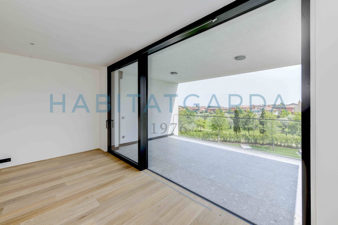 Apartment in Salo, Lombardy, Italy 4 - 15799138