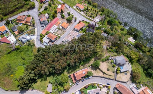 Land in Gondomar (Sao Cosme), Valbom und Jovim, Distrikt Porto, Portugal 1