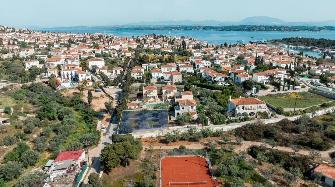 Land in Spetses, Attica, Greece 2 - 15796999