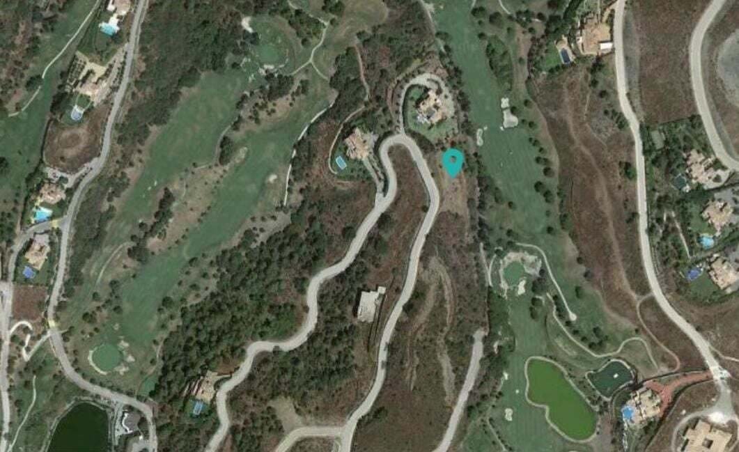 Land in Benahavis, Andalusia, Spain 5 - 15798307