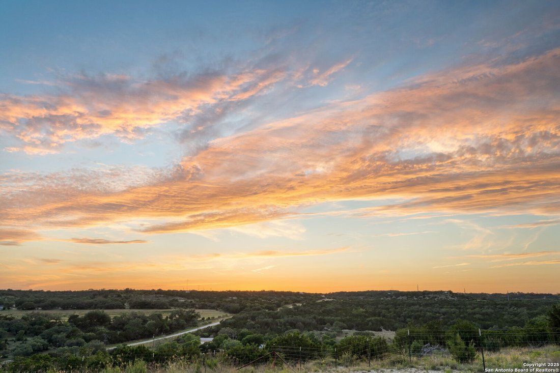 Johnson City, Texas, United States 2 - 15799001