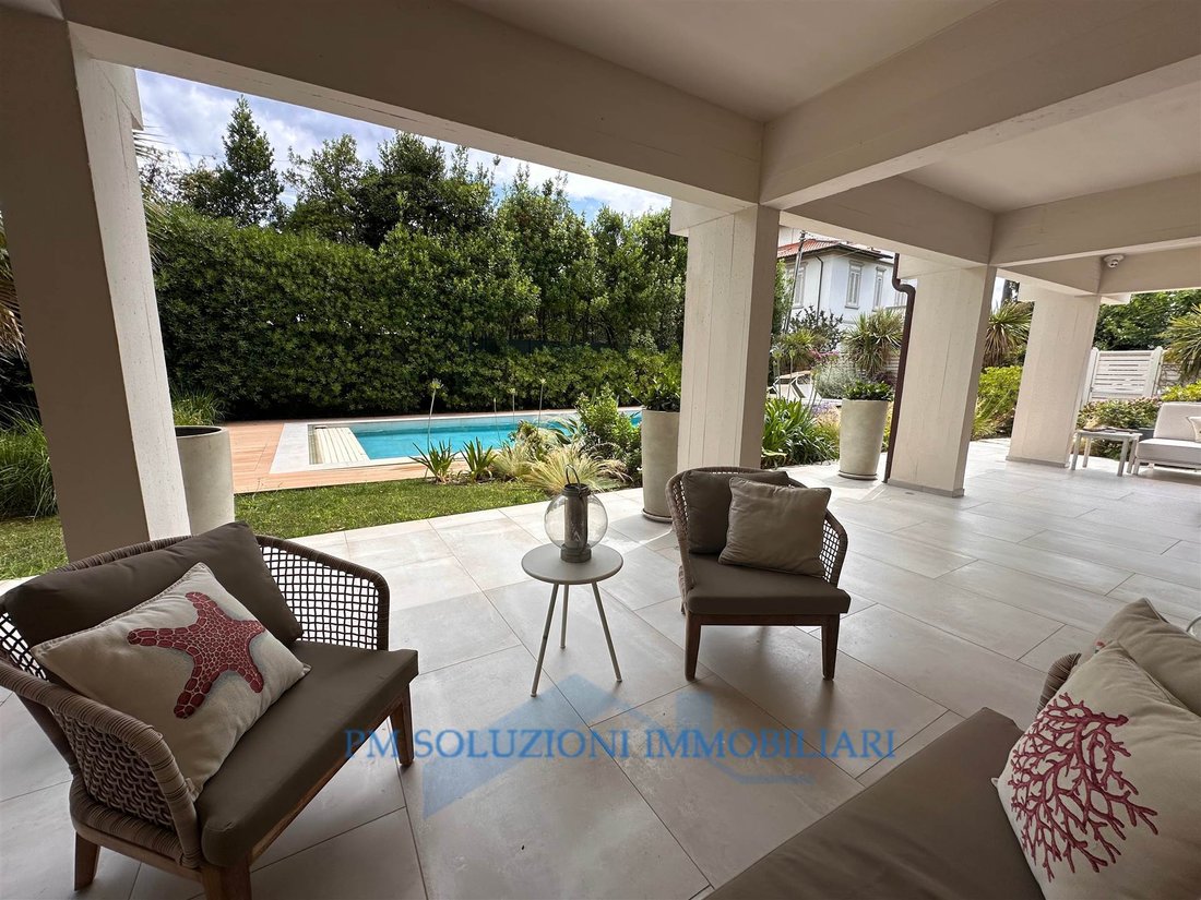 Villa in Motrone, Pietrasanta, Italy 1 - 15537929