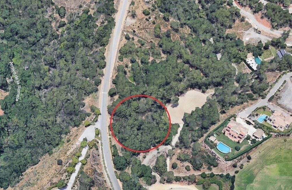 Land in Benahavis, Andalusia, Spain 2 - 15798307
