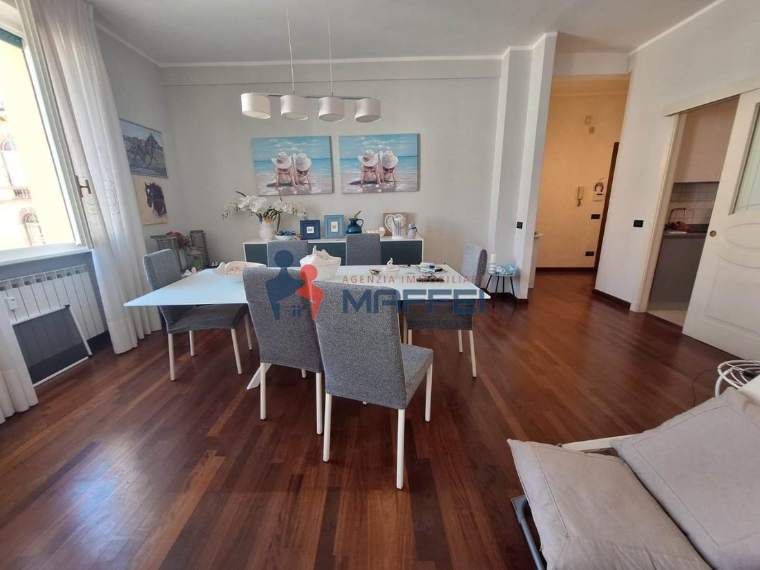 Apartment in Historic Center, Viareggio, Tuscany 4 - 15798520
