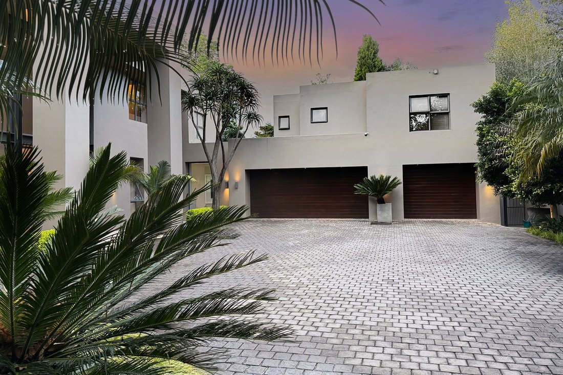 Maisons de campagne à Morningside, Sandton, Gauteng 3 - 15798051