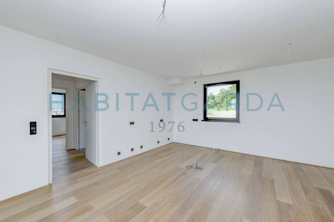 Apartment in Salo, Lombardy, Italy 3 - 15799130