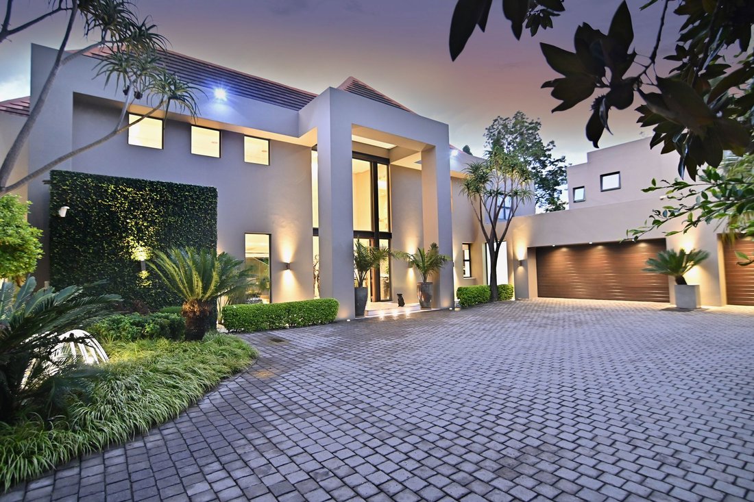 Maisons de campagne à Morningside, Sandton, Gauteng 2 - 15798051