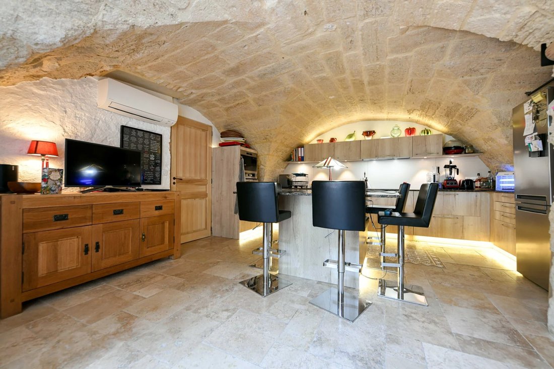 Townhouse in Uzès, Occitania, France 4 - 15796867