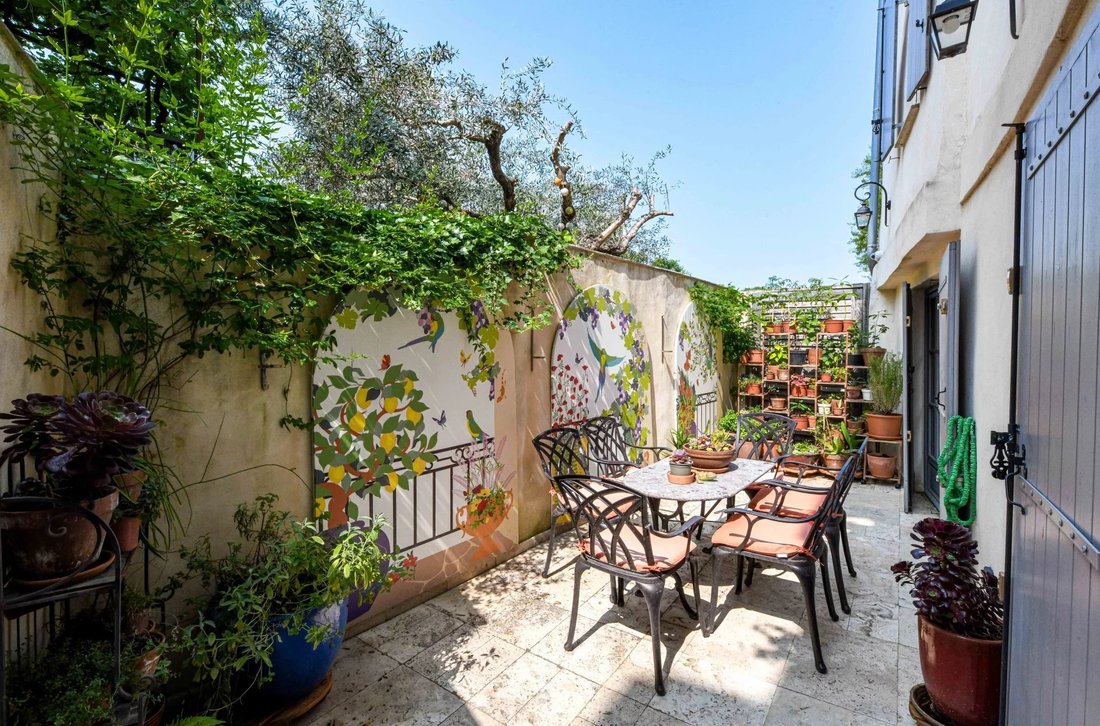 Townhouse in Uzès, Occitania, France 1 - 15796867