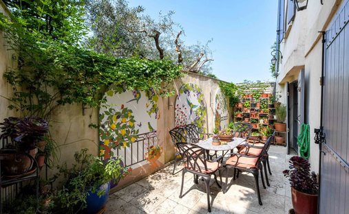 Residenza a Uzès, Occitania, Francia 1