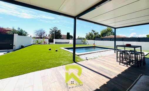 House in Cooperative, Agde, France 1