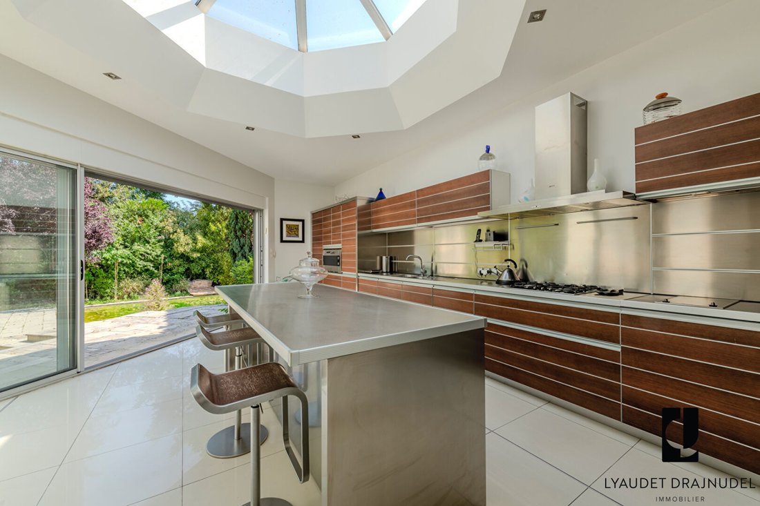 Villa in Le Centre-Centre Ville, Roanne, France 1 - 15800070