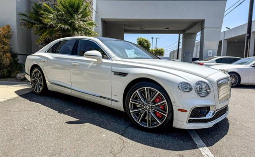 2022 Bentley Flying Spur V8 Sedan 4D in Long beach, CA, United States 1
